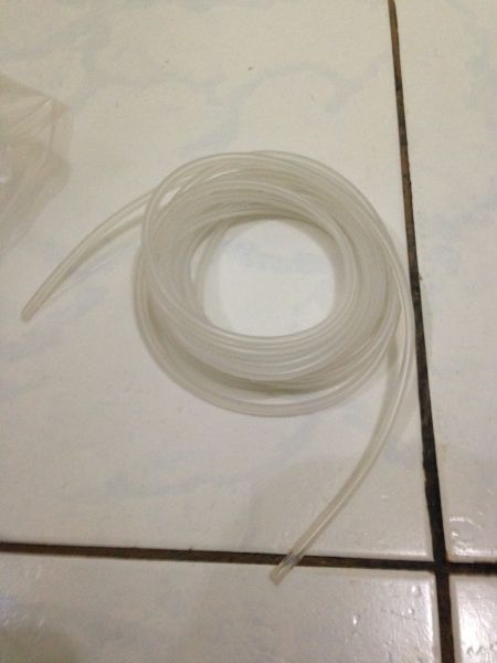 Silicon fuel pipe (1 mtr) White for Nitro Engines 4x2.5mm